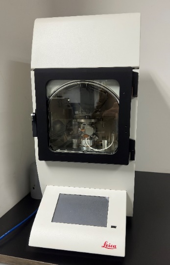 Cryo-EM Sample Preparation System